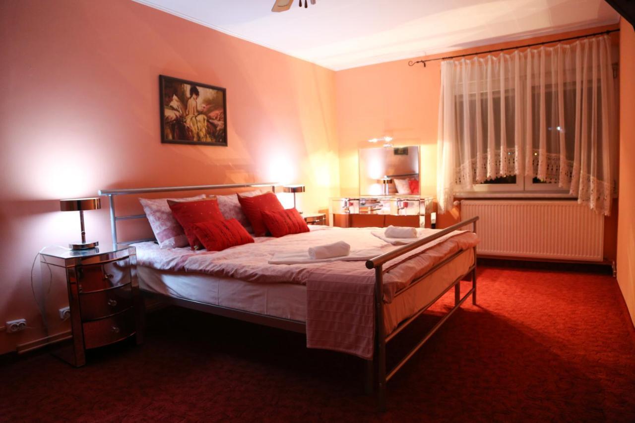 Luxury Brasov Apartment Bilik gambar